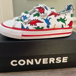 Toddler dinosaur converse all stars. New in box